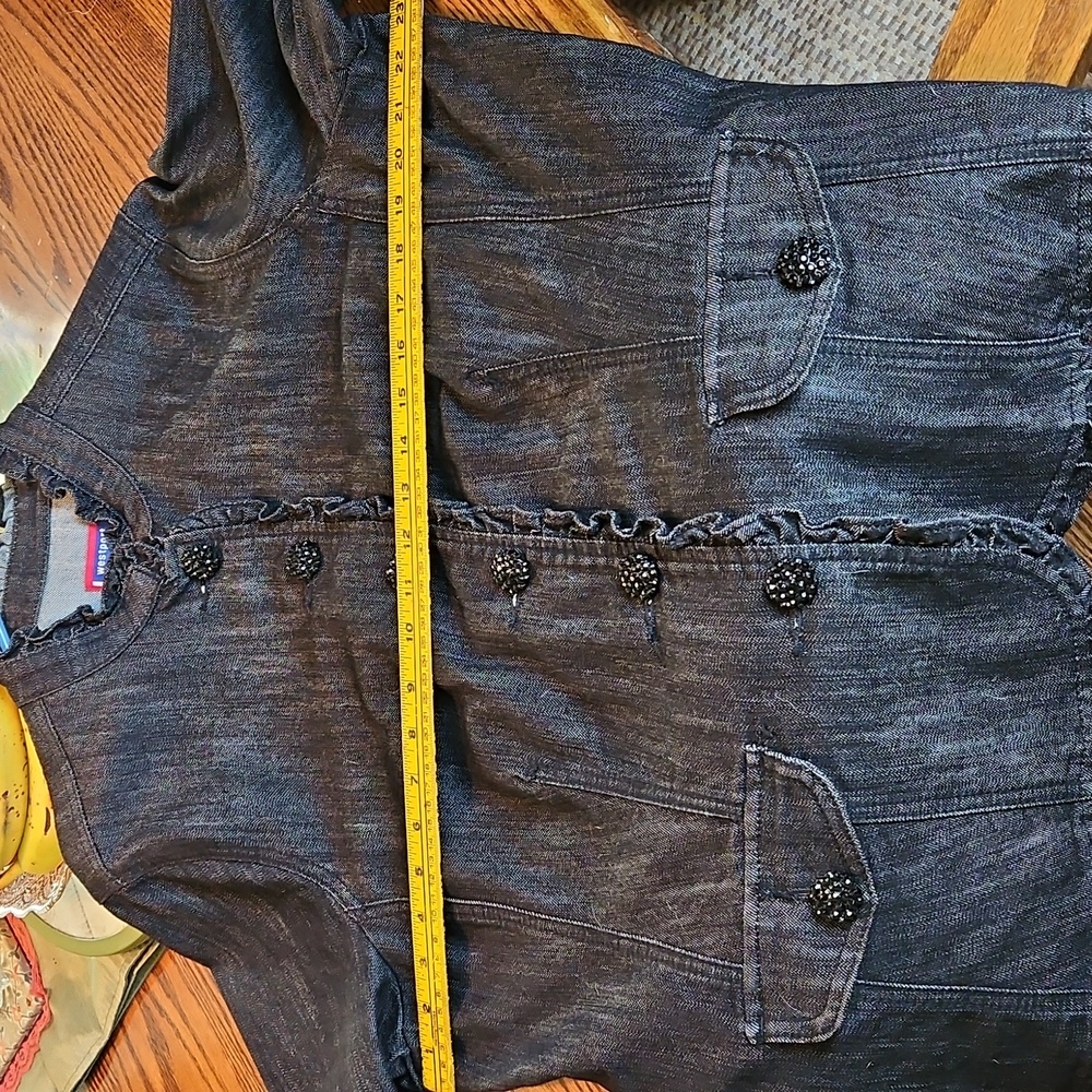 Blazer - Picture 7 of 7